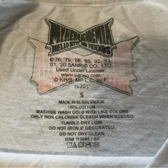 Hot topic My Hero Academia t-shirt juniors sz small - Picture 3 of 5